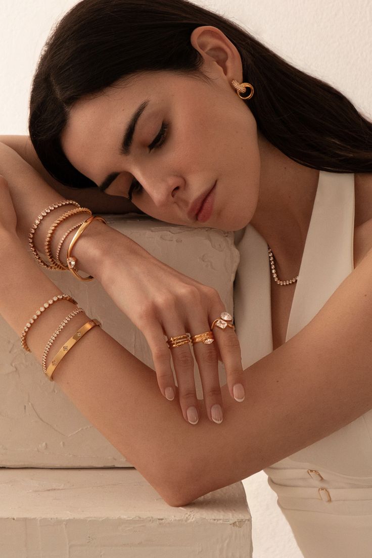 Jewelry model